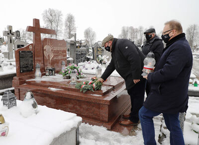 Grób Henryka Perkowskiego w Zambrowie