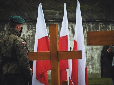 Trzecia ceremonia pogrzebowa ofiar niemieckich zbrodni – Pomiechówek, 17 grudnia 2020 fot. MN/BUWiM