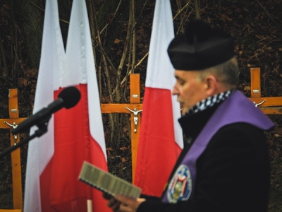 Trzecia ceremonia pogrzebowa ofiar niemieckich zbrodni – Pomiechówek, 17 grudnia 2020 fot. MN/BUWiM
