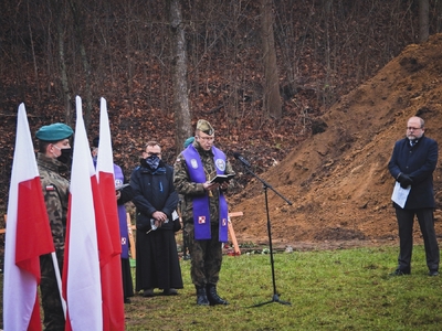 Trzecia ceremonia pogrzebowa ofiar niemieckich zbrodni – Pomiechówek, 17 grudnia 2020 fot. MN/BUWiM