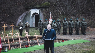 Trzecia ceremonia pogrzebowa ofiar niemieckich zbrodni – Pomiechówek, 17 grudnia 2020 fot. MN/BUWiM