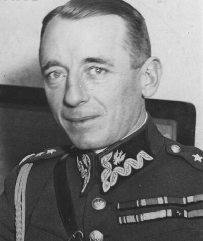 Kazimierz Glabisz w mundurze ppłk. Wojska Polskiego. Ze zbiorów Narodowego Archiwum Cyfrowego