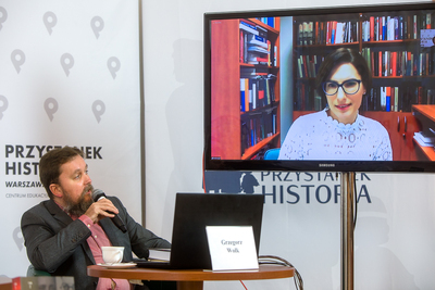 Dyskusja wokół książki „Leksykon bezpieki. Kadra kierownicza aparatu bezpieczeństwa 1944–1956. Tom I” – 19 stycznia 2021. Fot. Sławek Kasper (IPN)