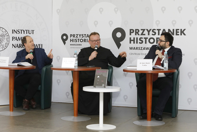 Dyskusja wokół książki „Księża dla władzy groźni. Duchowni współpracujący z opozycją (1976–1989). Tom II” – 20 stycznia 2021. Fot. Piotr Życieński (IPN)