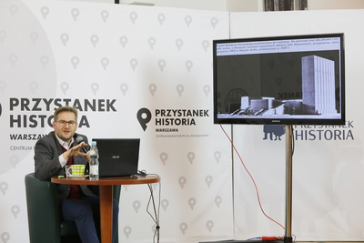 „Potomkowie Le Corbusiera i architekci, czyli marzenie o modernizacji miast” – wykład dr. hab. Piotra Majewskiego – 30 stycznia 2021. Fot. Piotr Życieński (IPN)