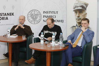 Dyskusja „Kontrwywiad – atak i obrona. Rzecz o kondycji polskiego kontrwywiadu” z cyklu „Tajemnice bezpieki” – 29 stycznia 2021. Fot. Piotr Życieński (IPN)