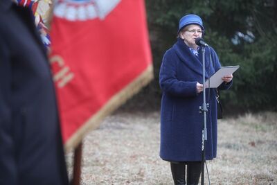Uroczystości przy pomniku upamiętniającym Żołnierzy Niezłomnych z okolic Ciechanowa – Zielona, 28 lutego 2021. Fot. Sławek Kasper (IPN)
