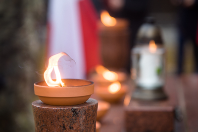 Uroczystości przy pomniku upamiętniającym Żołnierzy Niezłomnych z okolic Ciechanowa – Zielona, 28 lutego 2021. Fot. Sławek Kasper (IPN)