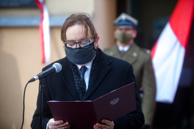 Szef gabinetu Prezydenta RP Paweł Szrot podczas odsłonięcia tablicy upamiętniającej płk. Łukasza Cieplińskiego i członków IV ZG WiN w Muzeum Żołnierzy Wyklętych i Więźniów Politycznych PRL – 1 marca 2021. Fot. Sławek Kasper (IPN)