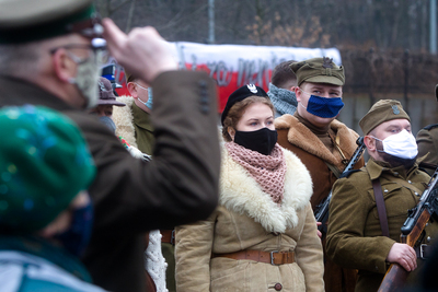 Obchody Narodowego Dnia Pamięci Żołnierzy Wyklętych na powązkowskiej „Łączce” – 1 marca 2021. Fot. Sławek Kasper (IPN)