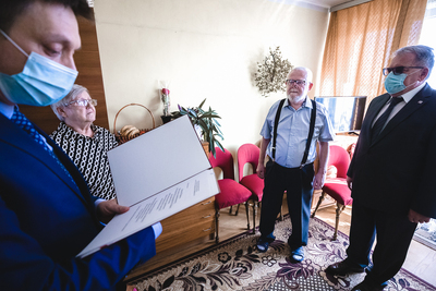 Wręczenie Krzyża Wolności i Solidarności Tadeuszowi Artaniakowi – 9 marca 2021. Fot. Sławek Kasper (IPN)