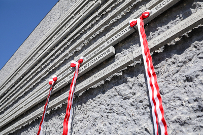 Uroczystości Narodowego Dnia Pamięci Polaków ratujących Żydów pod okupacją niemiecką – Markowa, 24 marca 2021. Fot. Sławek Kasper (IPN)