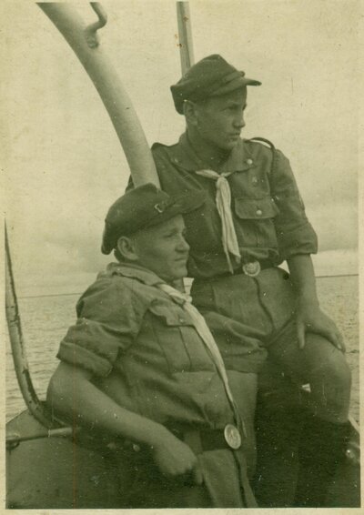 Bracia Tadeusz i Leonard (niżej) Denkowscy