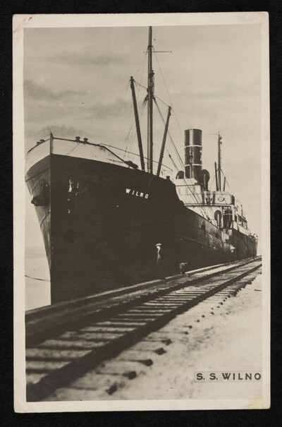 Polski statek s/s „Wilno”, pocztówka wydana w Warszawie po 1928. Ze zbiorów cyfrowych Biblioteki Narodowej (polona.pl)