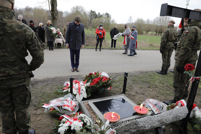 70. rocznica śmierci ppor. Mieczysława Dziemieszkiewicza ps. „Rój” i Bronisława Gniazdowskiego ps. „Mazur” – 13 kwietnia 2021. Fot. Piotr Życieński (IPN)