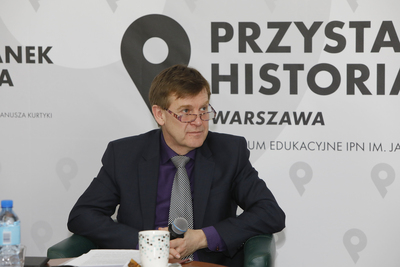 Prof. Marek Wierzbicki, dyrektor BBH IPN (IPN/KUL Jana Pawła II) podczas spotkania „Polacy w walkach o niepodległość i granice państwa polskiego 1914–1922” – 21 kwietnia 2021. Fot. Piotr Życieński (IPN)