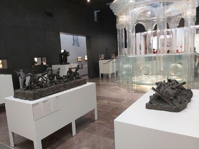 Wystawa „Obraz Treblinki w oczach Samuela Willenberga” w synagodze w Chmielniku – 9 maja – 30 czerwca 2021. Fot. Ośrodek Edukacyjno-Muzealny „Świętokrzyski Sztetl”