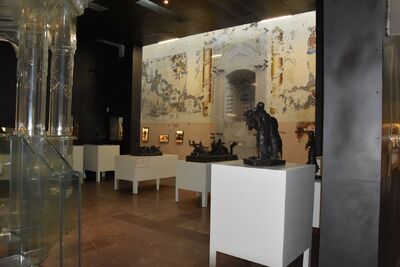 Wystawa „Obraz Treblinki w oczach Samuela Willenberga” w synagodze w Chmielniku – 9 maja – 30 czerwca 2021. Fot. Ośrodek Edukacyjno-Muzealny „Świętokrzyski Sztetl”