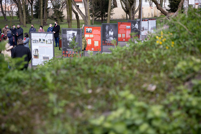 Otwarcie wystawy „Rozkaz nr 00485. Antypolska operacja NKWD na sowieckiej Ukrainie 1937–1938” – Pułtusk, 27 kwietnia 2021. Fot. Sławek Kasper (IPN)