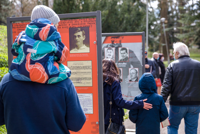 Otwarcie wystawy „Rozkaz nr 00485. Antypolska operacja NKWD na sowieckiej Ukrainie 1937–1938” – Pułtusk, 27 kwietnia 2021. Fot. Sławek Kasper (IPN)