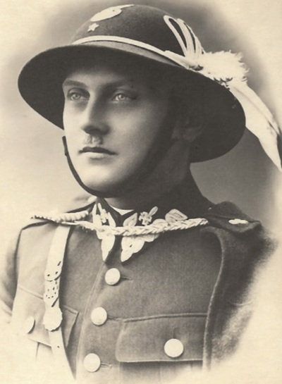 Por. Gracjan Fróg w mundurze 2. Pułku Strzelców Podhalańskich, ok. 1935 r. Fot. ze zbiorów Macieja Fróga