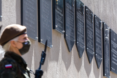 Uroczystość w 70. rocznicę zamordowania przez komunistów kpt. Gracjana Klaudiusza Fróga ps. „Szczerbiec” – 11 maja 2021. Fot. Sławek Kasper (IPN)