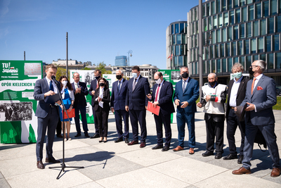 Otwarcie ogólnopolskiej wystawy IPN „TU rodziła się »Solidarność« rolników” – Warszawa, plac Marszałka Józefa Piłsudskiego, 12 maja 2021. Fot. Sławek Kasper (IPN)