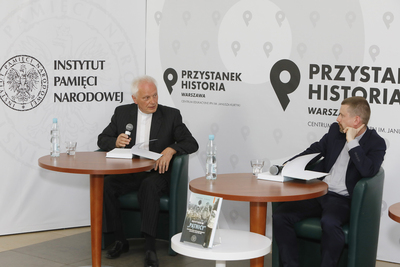 Dyskusja o książce „Kryptonim »Pątnicy«. Służba Bezpieczeństwa wobec pieszych pielgrzymek na Jasną Górę w latach 1976–1988” – 12 maja 2021. Fot. Piotr Życieński (IPN)