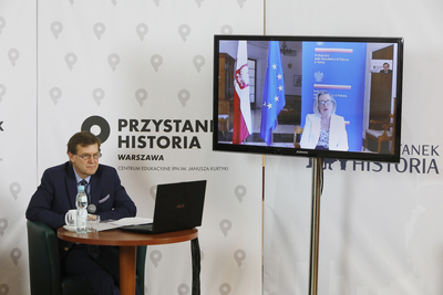 Anna Maria Anders, Ambasador RP w Rzymie i prof. Marek Wierzbicki, dyrektor Biura Badań Historycznych IPN podczas dyskusji o gen. Władysławie Andersie – 13 maja 2021. Fot. Piotr Życieński (IPN)