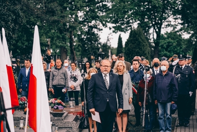 Pogrzeb 8 żołnierzy Wojska Polskiego poległych w obronie Fortu III w Pomiechówku w 1939 r. fot. MN/BUWiM