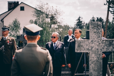 Pogrzeb 8 żołnierzy Wojska Polskiego poległych w obronie Fortu III w Pomiechówku w 1939 r. fot. MN/BUWiM