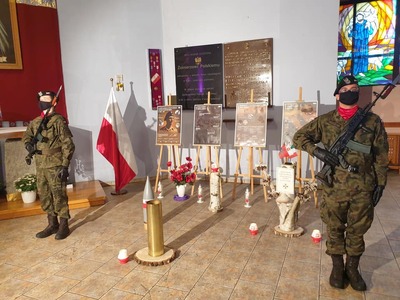 Wystawa infografik IPN w kościele pw. Ducha Świętego w Słubicach – 18 maja 2021. Fot. Michał Sobociński