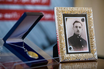 Otwarcie wystawy „#StolenMemory – Skradziona Pamięć” i uroczyste przekazanie pamiątki po byłym więźniu obozów koncentracyjnych – Franciszku Czaplickim – Warszawa, 14 czerwca 2021. Fot. Sławek Kasper (IPN)