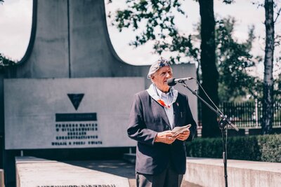 Obchody Narodowego Dnia Pamięci Ofiar Niemieckich Nazistowskich Obozów Koncentracyjnych i Obozów Zagłady – Warszawa, Cmenatrz Wojskowy na Powązkach, fot. MN/BUWiM