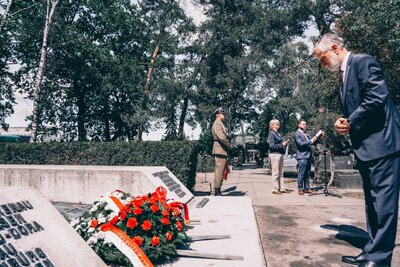 Obchody Narodowego Dnia Pamięci Ofiar Niemieckich Nazistowskich Obozów Koncentracyjnych i Obozów Zagłady – Warszawa, Cmenatrz Wojskowy na Powązkach, fot. MN/BUWiM