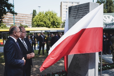 Święto Centralnej Biblioteki Wojskowej, odsłonięcie tablicy upamiętniającej Marszałka Józefa Piłsudskiego – fot. MN/BUWiM