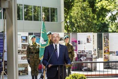 Święto Centralnej Biblioteki Wojskowej, odsłonięcie tablicy upamiętniającej Marszałka Józefa Piłsudskiego – fot. MN/BUWiM