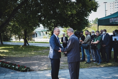 Święto Centralnej Biblioteki Wojskowej, odsłonięcie tablicy upamiętniającej Marszałka Józefa Piłsudskiego – fot. MN/BUWiM