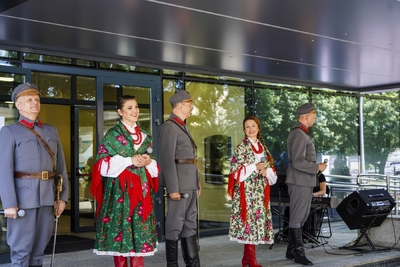 Święto Centralnej Biblioteki Wojskowej, odsłonięcie tablicy upamiętniającej Marszałka Józefa Piłsudskiego – fot. MN/BUWiM