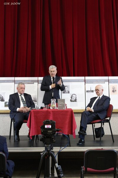 Promocja książki Mariana Karczewskiego „Czy można zapomnieć? Wspomnienia z lat wojny 1939–1945” – 15 czerwca 2021. Foto: Ośrodek Kultury w Jadowie