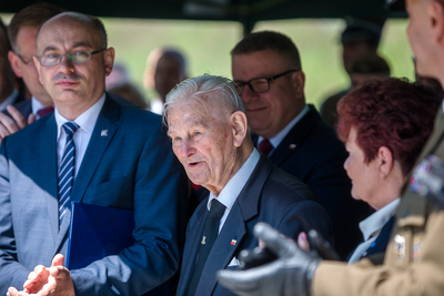 Święto Centralnej Biblioteki Wojskowej, odsłonięcie tablicy upamiętniającej Marszałka Józefa Piłsudskiego – 16 czerwca 2021. Fot. Sławek Kasper (IPN)