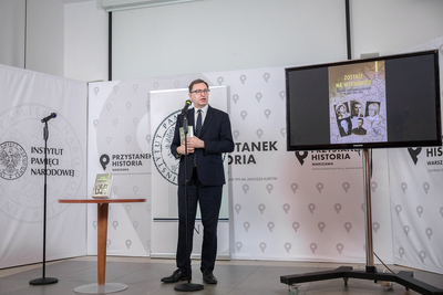 Dr Jarosław Szarek, prezes IPN podczas briefingu na temat publikacji „Zostali na Wschodzie. Słownik inteligencji polskiej w ZSRS 1945–1991” – Warszawa, 23 czerwca 2021. Fot. Sławek Kasper (IPN)