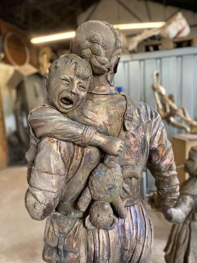 Pomnik Ireny Sendlerowej w pracowni rzeźbiarskiej. Fot. ze zbiorów IPN