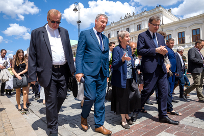 Uczestnicy uroczystości z okazji 40. rocznicy rejestracji NSZZ Rolników Indywidualnych „Solidarność” –  Warszawa, 27 czerwca 2021. Fot. Sławek Kasper (IPN)