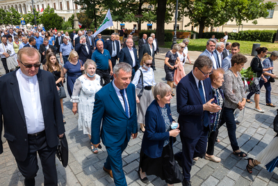 Uczestnicy uroczystości z okazji 40. rocznicy rejestracji NSZZ Rolników Indywidualnych „Solidarność” –  Warszawa, 27 czerwca 2021. Fot. Sławek Kasper (IPN)