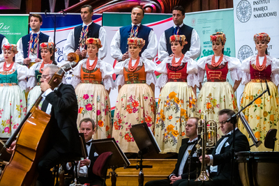 Koncert Zespołu Pieśni i Tańca Śląsk. 40. rocznicy powstania „Solidarności” rolniczej – uroczysta konferencja rocznicowa w Filharmonii Narodowej – 27 czerwca 2021. Fot. Sławek Kasper (IPN)