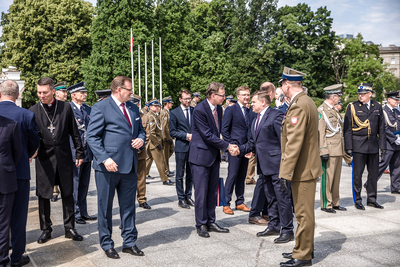 Uroczystość przekazania obowiązków przez gen. dyw. Roberta Głąba nowemu Dowódcy Garnizonu Warszawa – 30 czerwca 2021. Fot. Sławek Kasper (IPN)