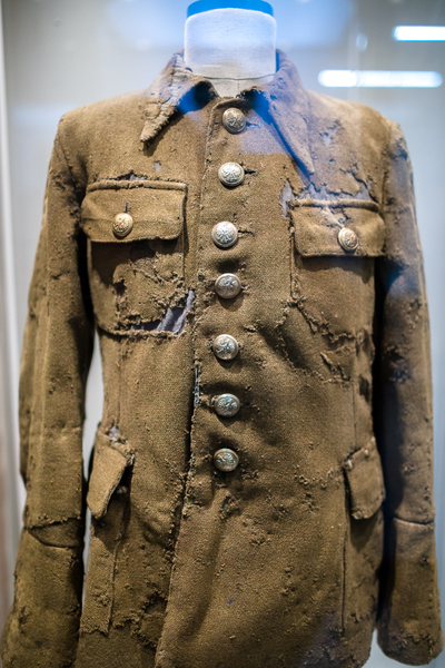 Mundur Hieronima Dekutowskiego „Zapory”. Fot. Sławek Kasper (IPN)