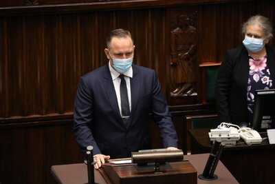 Ślubowanie prezesa Instytutu Pamięci Narodowej dr. Karola Nawrockiego w Sejmie – 23 lipca 2021. Fot. Kancelaria Sejmu/Rafał Zambrzycki