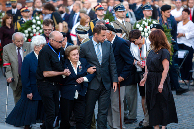 Uroczystości przy pomniku Powstania Warszawskiego na pl. Krasińskich – 31 lipca 2021. Fot. Sławek Kasper (IPN)